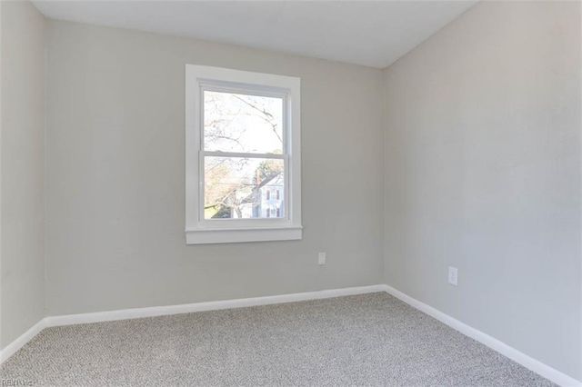 1605 Rolfe PL, Newport News, VA 23607