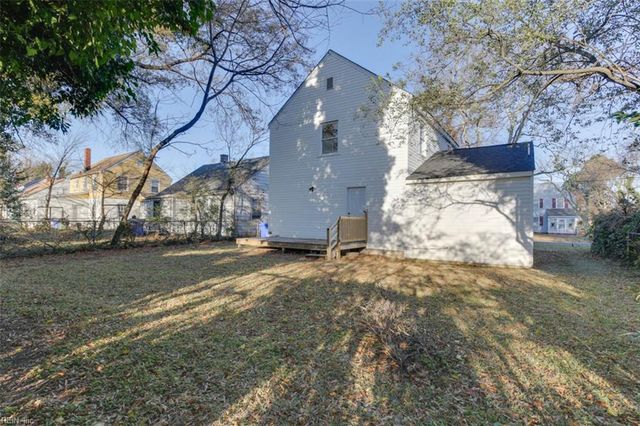 1605 Rolfe PL, Newport News, VA 23607