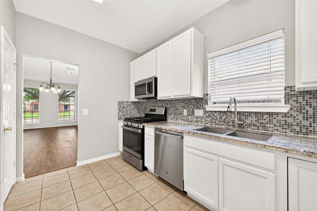 3823 Aerial Brook Trail, Fresno, TX 77545