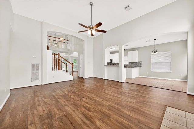 3823 Aerial Brook Trail, Fresno, TX 77545