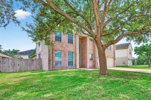 3823 Aerial Brook Trail, Fresno, TX 77545
