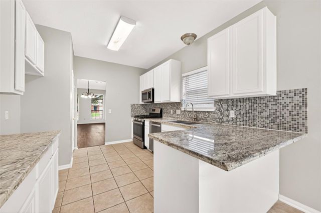 3823 Aerial Brook Trail, Fresno, TX 77545