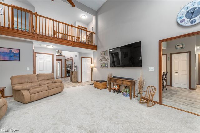 44565 Stang Road, Elyria, OH 44035