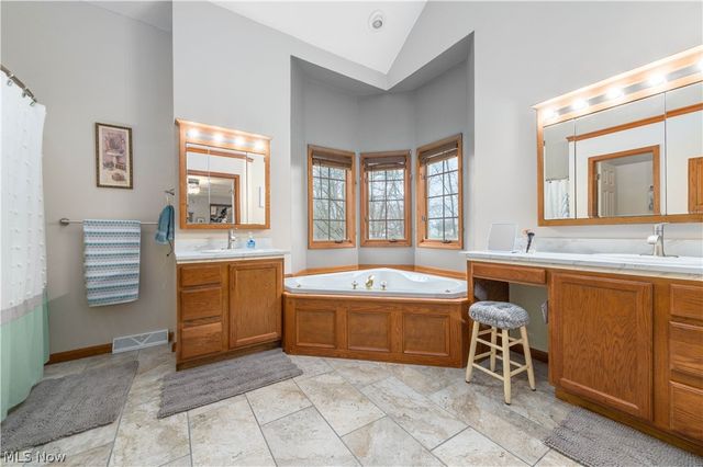 44565 Stang Road, Elyria, OH 44035