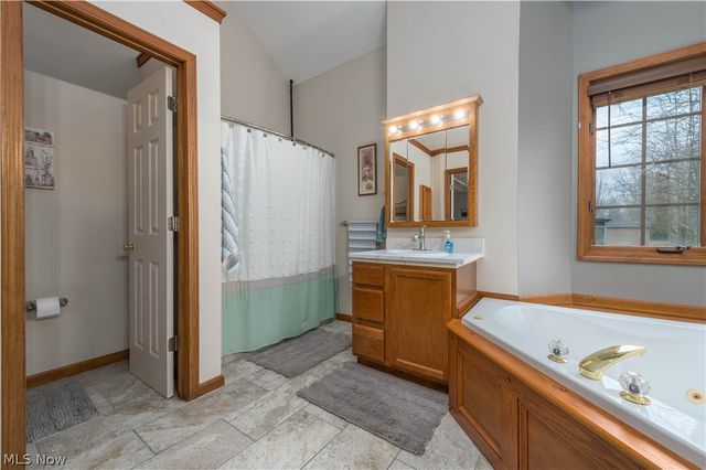 44565 Stang Road, Elyria, OH 44035