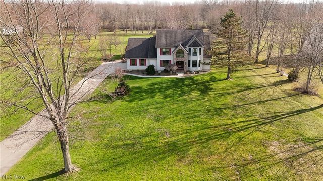 44565 Stang Road, Elyria, OH 44035
