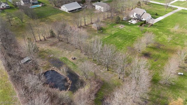 44565 Stang Road, Elyria, OH 44035