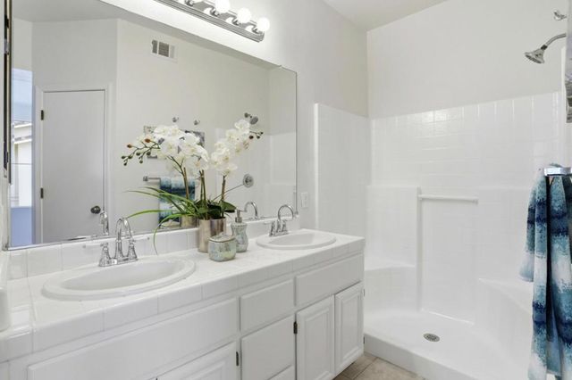 558 Manhattan Place, San Jose, CA 95136