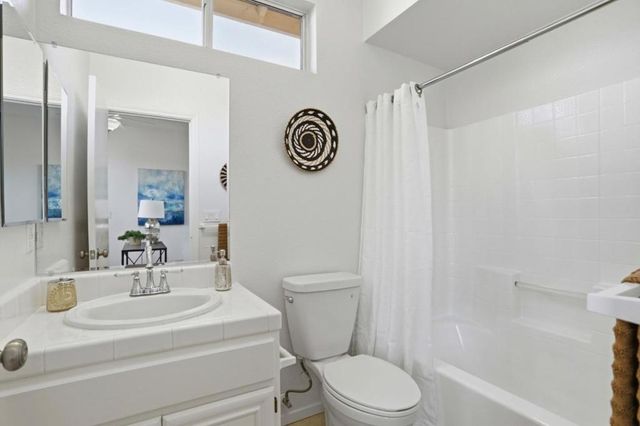 558 Manhattan Place, San Jose, CA 95136