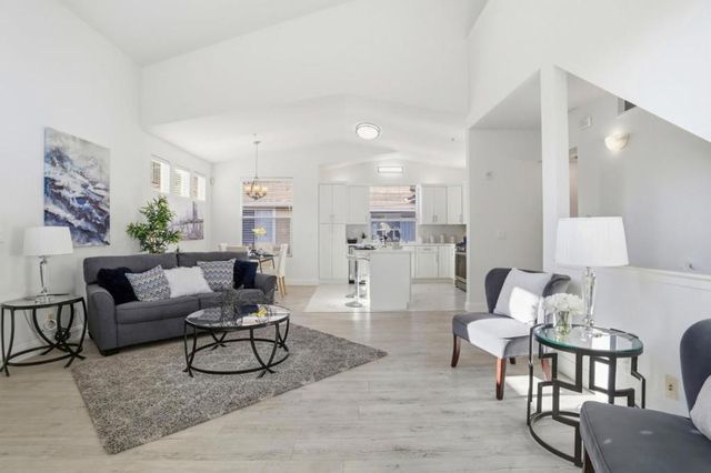 558 Manhattan Place, San Jose, CA 95136