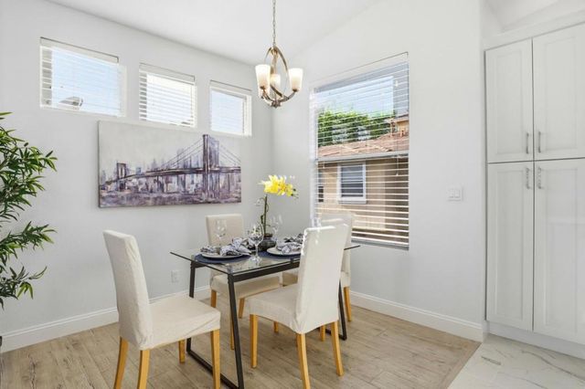 558 Manhattan Place, San Jose, CA 95136