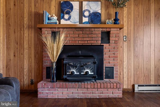 1365 E BLOOMERY PIKE, Bloomery, WV 26817