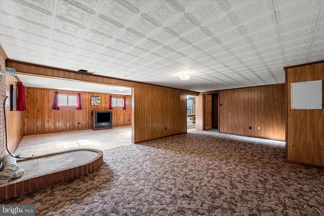 1365 E BLOOMERY PIKE, Bloomery, WV 26817