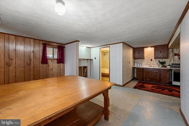 1365 E BLOOMERY PIKE, Bloomery, WV 26817