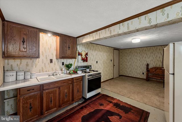 1365 E BLOOMERY PIKE, Bloomery, WV 26817