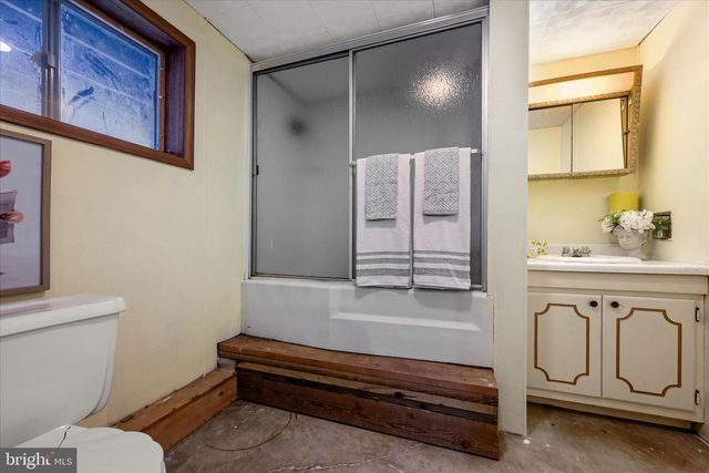 1365 E BLOOMERY PIKE, Bloomery, WV 26817