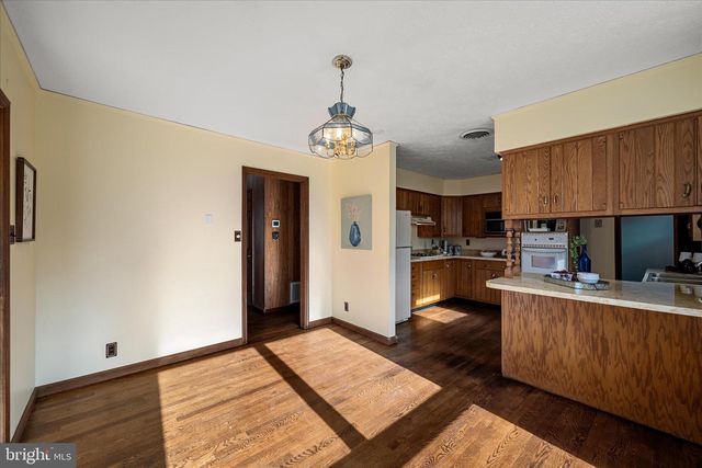 1365 E BLOOMERY PIKE, Bloomery, WV 26817