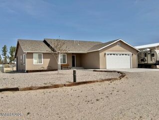 1135 Jungle Drive, Fallon, NV 89406