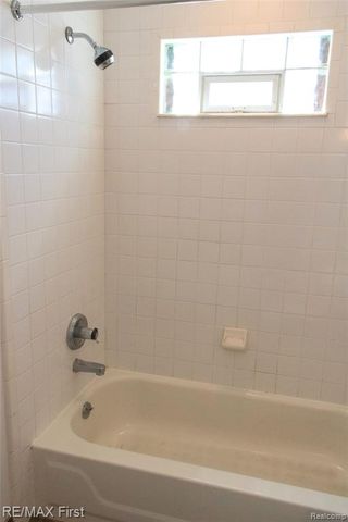 26721 Barrington Street, Madison Heights, MI 48071