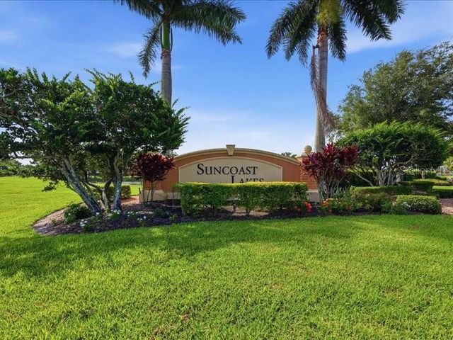 2816 SUNCOAST LAKES BOULEVARD, Port Charlotte, FL 33980