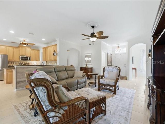 2816 SUNCOAST LAKES BOULEVARD, Port Charlotte, FL 33980