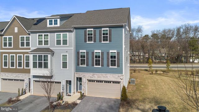 402 VALEVIEW LN, Millersville, MD 21108