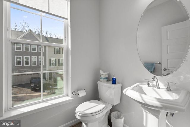 402 VALEVIEW LN, Millersville, MD 21108