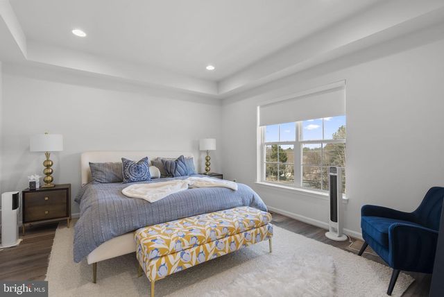 402 VALEVIEW LN, Millersville, MD 21108