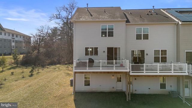 402 VALEVIEW LN, Millersville, MD 21108