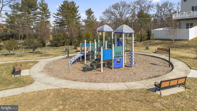 402 VALEVIEW LN, Millersville, MD 21108