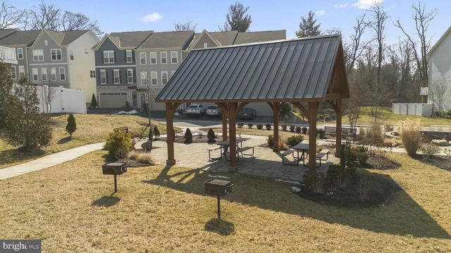 402 VALEVIEW LN, Millersville, MD 21108