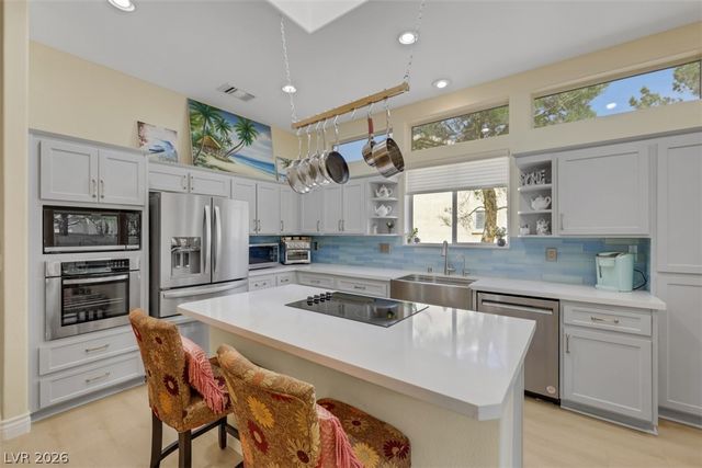 2110 Spring Water Drive, Las Vegas, NV 89134