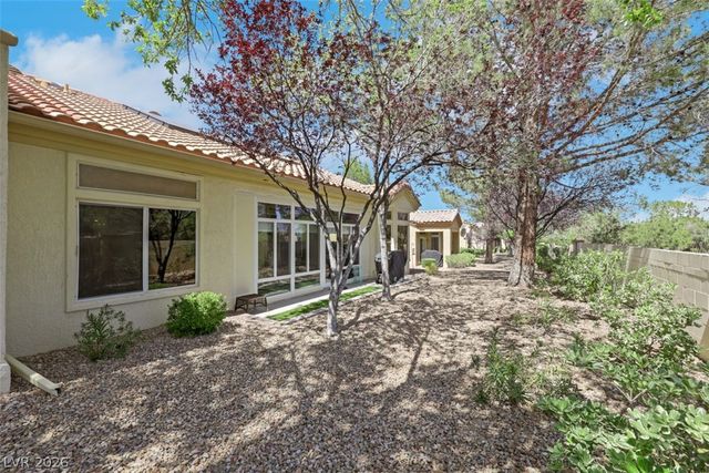 2110 Spring Water Drive, Las Vegas, NV 89134