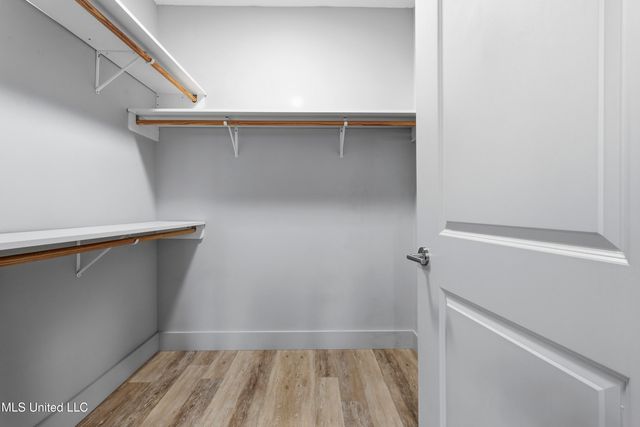 2501 Bienville Boulevard, 525, Ocean Springs, MS 39564