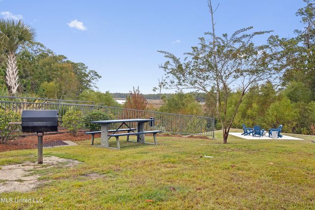 2501 Bienville Boulevard, 525, Ocean Springs, MS 39564