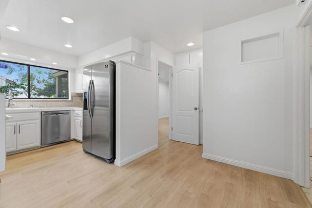 14351 Saratoga Avenue A, Saratoga, CA 95070