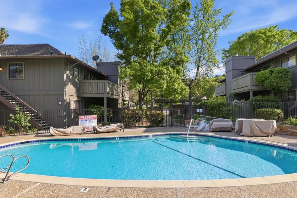 Image 28 of property listing at 14351 Saratoga Avenue A, Saratoga, CA 95070