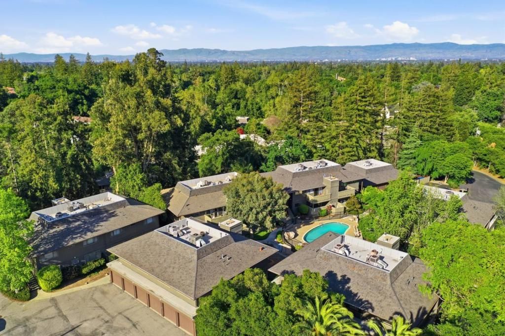 Image 45 of property listing at 14351 Saratoga Avenue A, Saratoga, CA 95070