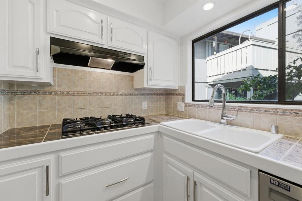 Image 7 of property listing at 14351 Saratoga Avenue A, Saratoga, CA 95070