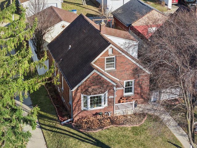 3584 S 17th STREET, Milwaukee, WI 53221