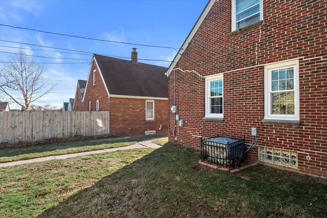 3584 S 17th STREET, Milwaukee, WI 53221