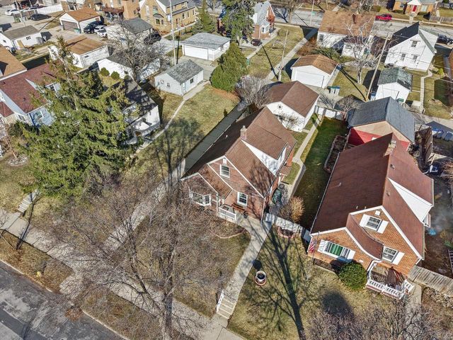 3584 S 17th STREET, Milwaukee, WI 53221