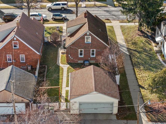3584 S 17th STREET, Milwaukee, WI 53221