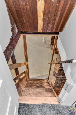 700 SW Roosevelt ST, Topeka, KS 66608