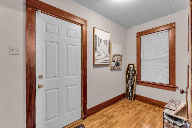 700 SW Roosevelt ST, Topeka, KS 66608