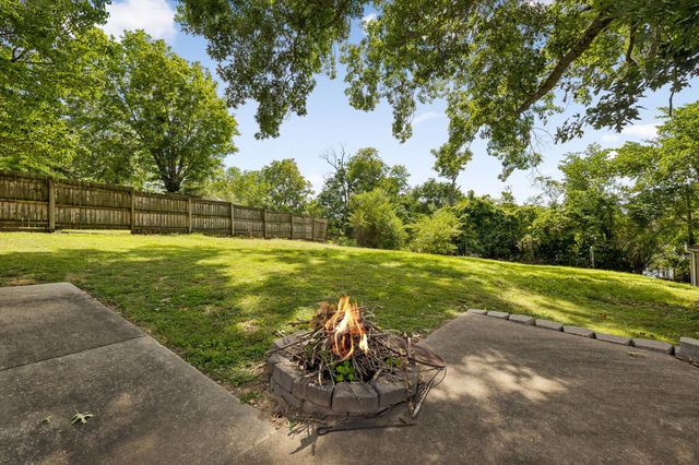 313 Cullum St, Carthage, TN 37030