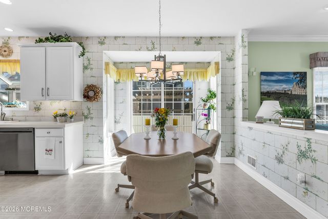 154 Bay Avenue, Mantoloking, NJ 08738