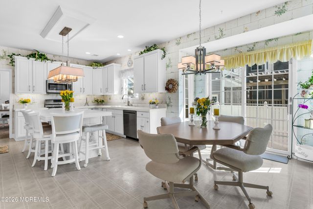 154 Bay Avenue, Mantoloking, NJ 08738