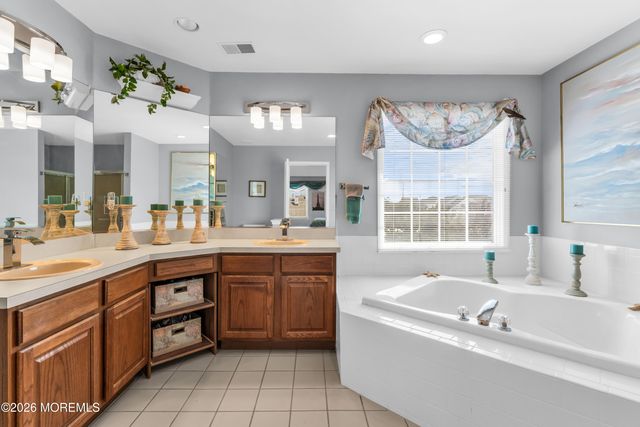 154 Bay Avenue, Mantoloking, NJ 08738