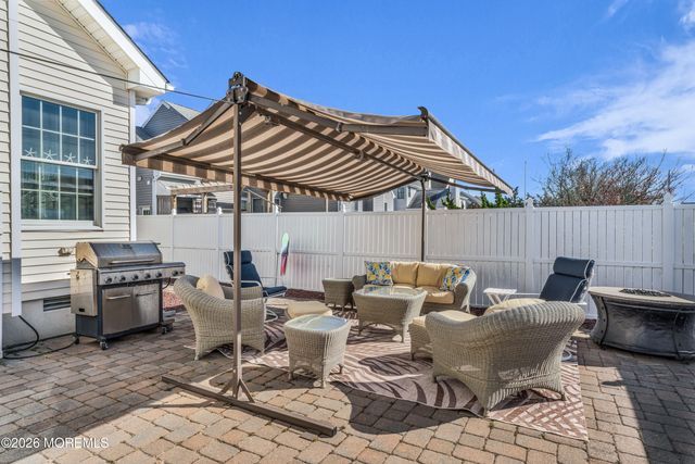 154 Bay Avenue, Mantoloking, NJ 08738